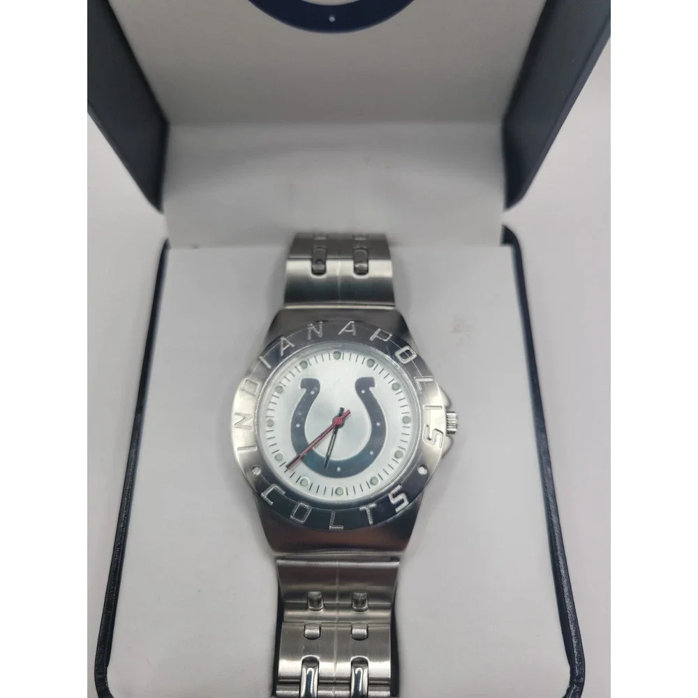 Indianapolis Colts NFL Watch Silver Tone Horseshoe Logo Quartz Wristwatch